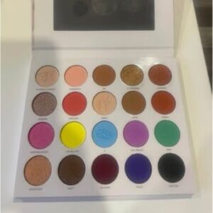 New Morphe Maddie Ziegler Imagination Palette